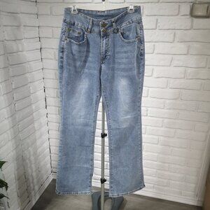NWT NV Felix Ladies Size Large Lighter Wash Flare Leg Blue Jeans
